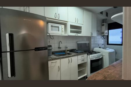 Apartamento à venda com 65m², 2 quartos e 1 vaga Apartamento à venda com 65m², 2 quartos e 1 vagaCozinha e Área de Serviço