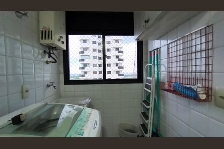 Apartamento à venda com 65m², 2 quartos e 1 vaga Apartamento à venda com 65m², 2 quartos e 1 vagaCozinha e Área de Serviço