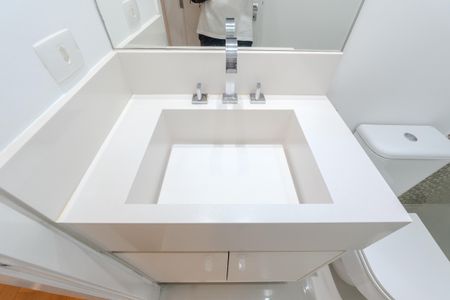 Apartamento para alugar com 68m², 2 quartos e 1 vaga Apartamento para alugar com 68m², 2 quartos e 1 vagaBanheiro da Suíte 1