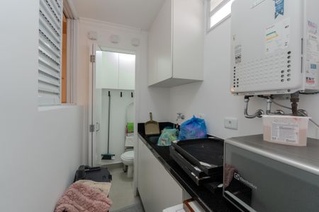 Apartamento para alugar com 68m², 2 quartos e 1 vaga Apartamento para alugar com 68m², 2 quartos e 1 vagaCozinha e Área de Serviço