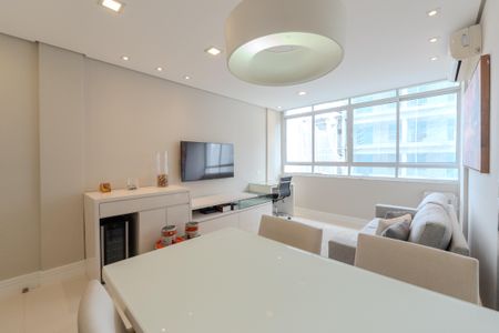Apartamento para alugar com 68m², 2 quartos e 1 vaga Apartamento para alugar com 68m², 2 quartos e 1 vagaSala