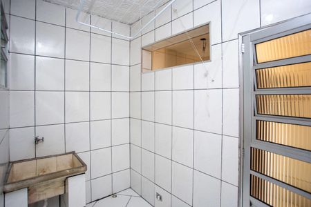 Casa para alugar com 80m², 2 quartos e sem vagaÁrea de Serviço