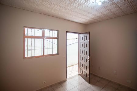 Sala de casa para alugar com 2 quartos, 80m² em Campanário, Diadema
