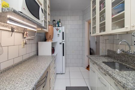 Apartamento à venda com 76m², 3 quartos e sem vagaCozinha e Área de Serviço