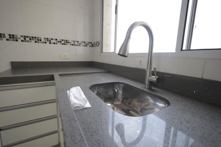 Apartamento para alugar com 188m², 3 quartos e 2 vagasCozinha