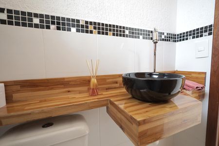 Apartamento para alugar com 188m², 3 quartos e 2 vagasBanheiro