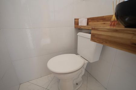 Apartamento para alugar com 188m², 3 quartos e 2 vagasBanheiro