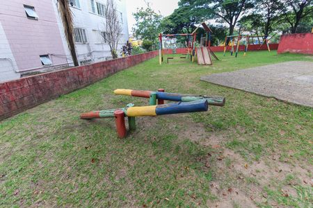 Apartamento para alugar com 75m², 2 quartos e 1 vagaPlayground