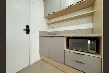 Studio para alugar com 26m², 0 quarto e sem vaga Studio para alugar com 26m², 0 quarto e sem vagaCozinha