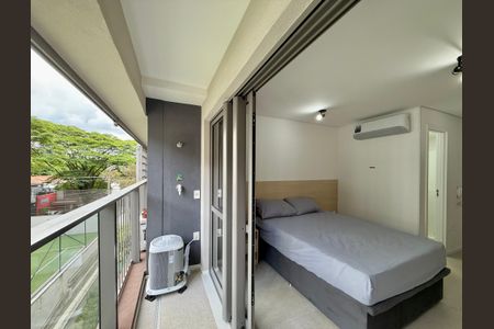 Studio para alugar com 26m², 0 quarto e sem vaga Studio para alugar com 26m², 0 quarto e sem vagaSacada