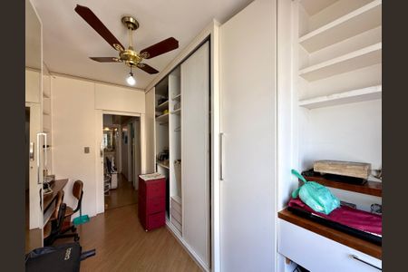 Casa à venda com 210m², 3 quartos e 2 vagasQuarto 3