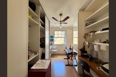 Casa à venda com 210m², 3 quartos e 2 vagasQuarto 3