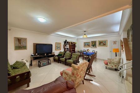 Casa à venda com 3 quartos, 210m² em Cidade Monções, São Paulo