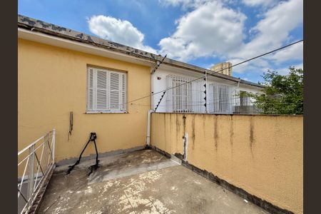 Casa à venda com 210m², 3 quartos e 2 vagasTerraço