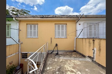 Casa à venda com 210m², 3 quartos e 2 vagasTerraço