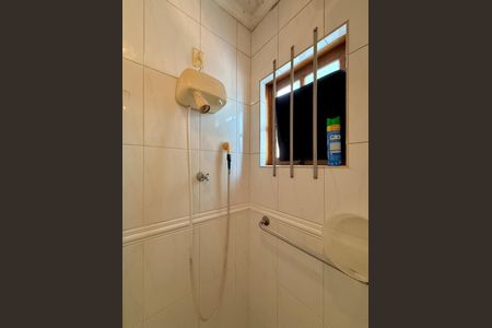 Casa à venda com 210m², 3 quartos e 2 vagasBanheiro Suíte 