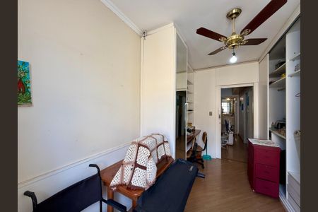 Casa à venda com 210m², 3 quartos e 2 vagasQuarto 3