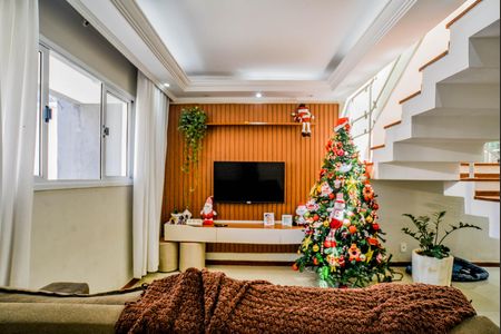 Casa à venda com 140m², 3 quartos e 4 vagasSala