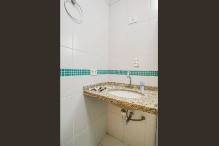 Casa à venda com 140m², 3 quartos e 4 vagasBanheiro Social