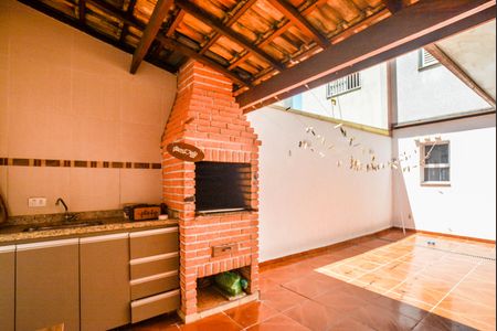 Casa à venda com 140m², 3 quartos e 4 vagasChurrasqueira