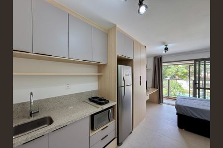 Studio para alugar com 26m², 0 quarto e sem vaga Studio para alugar com 26m², 0 quarto e sem vagaCozinha