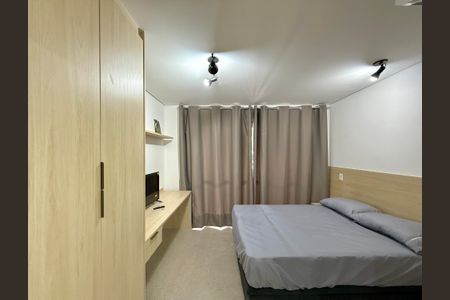 Quarto  de kitnet/studio para alugar com 0 quarto, 26m² em Campo Belo, São Paulo
