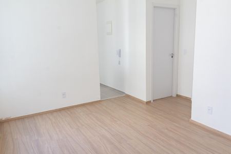 Sala de apartamento para alugar com 2 quartos, 45m² em Campo Grande, Rio de Janeiro