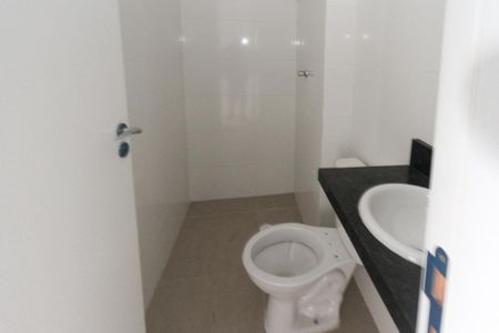 Apartamento para alugar com 33m², 2 quartos e sem vaga Apartamento para alugar com 33m², 2 quartos e sem vagaBanheiro