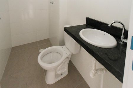 Banheiro de apartamento para alugar com 2 quartos, 33m² em Vila Formosa, São Paulo