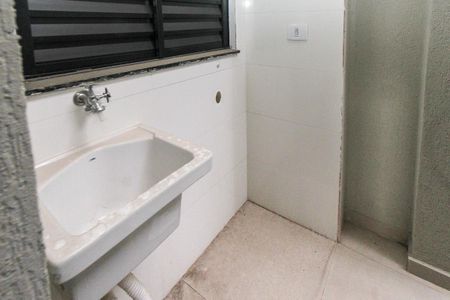 Apartamento para alugar com 33m², 2 quartos e sem vaga Apartamento para alugar com 33m², 2 quartos e sem vagaÁrea de Serviço
