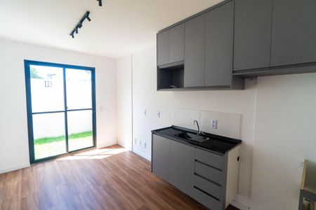 Sala/Cozinha de apartamento para alugar com 1 quarto, 36m² em Jardim Oriental, São Paulo