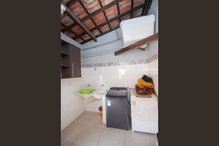 Apartamento para alugar com 224m², 4 quartos e 6 vagas Apartamento para alugar com 224m², 4 quartos e 6 vagasÁrea de Serviço