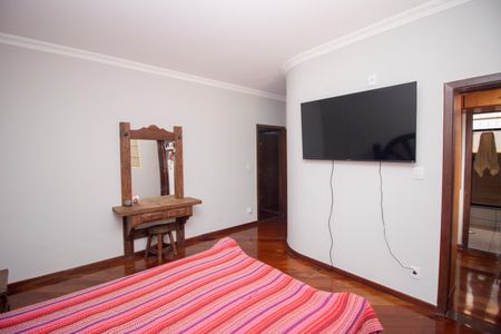Apartamento para alugar com 224m², 4 quartos e 6 vagas Apartamento para alugar com 224m², 4 quartos e 6 vagasSuíte