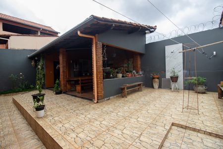 Apartamento para alugar com 224m², 4 quartos e 6 vagas Apartamento para alugar com 224m², 4 quartos e 6 vagasChurrasqueira