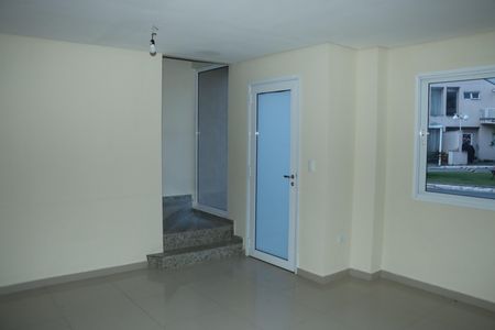 Casa de condomínio para alugar com 202m², 3 quartos e 3 vagasSala