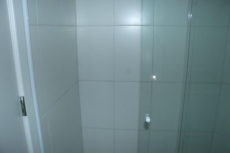 Casa de condomínio para alugar com 202m², 3 quartos e 3 vagasBanheiro 