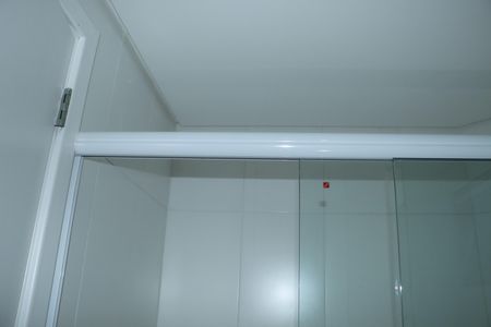 Casa de condomínio para alugar com 202m², 3 quartos e 3 vagasBanheiro 