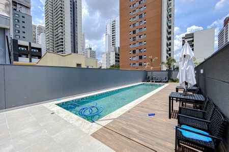 Studio à venda com 25m², 1 quarto e sem vagaÁrea comum - Piscina