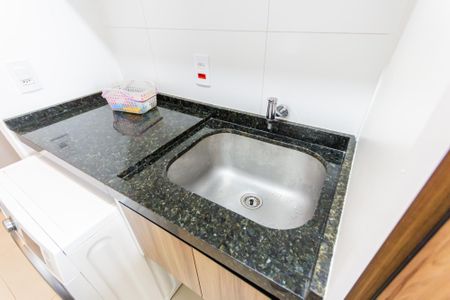 Apartamento à venda com 96m², 3 quartos e 2 vagas Apartamento à venda com 96m², 3 quartos e 2 vagasTanque