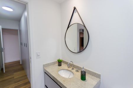 Apartamento à venda com 96m², 3 quartos e 2 vagas Apartamento à venda com 96m², 3 quartos e 2 vagasBanheiro da Suíte 2