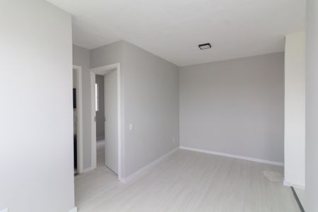 Sala de apartamento para alugar com 2 quartos, 43m² em Jardim das Oliveiras, São Paulo