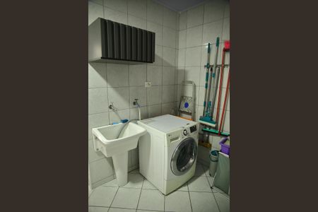 Casa à venda com 123m², 2 quartos e 1 vagaÁrea de Serviço