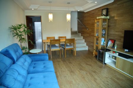 Casa à venda com 123m², 2 quartos e 1 vagaSala