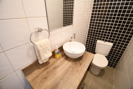 Casa à venda com 200m², 3 quartos e 2 vagasLavabo