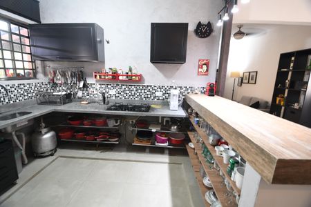 Casa à venda com 200m², 3 quartos e 2 vagasCozinha