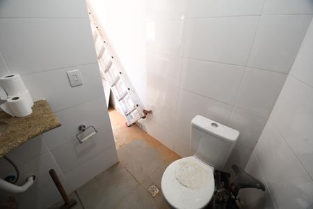 Casa à venda com 200m², 3 quartos e 2 vagasBanheiro de serviço