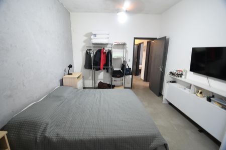 Casa à venda com 200m², 3 quartos e 2 vagasSuíte