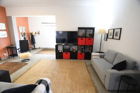 Casa à venda com 200m², 3 quartos e 2 vagasSala