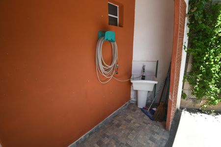 Casa à venda com 200m², 3 quartos e 2 vagasÁrea de Serviço