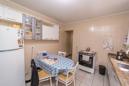 Casa à venda com 84m², 3 quartos e 2 vagasCozinha